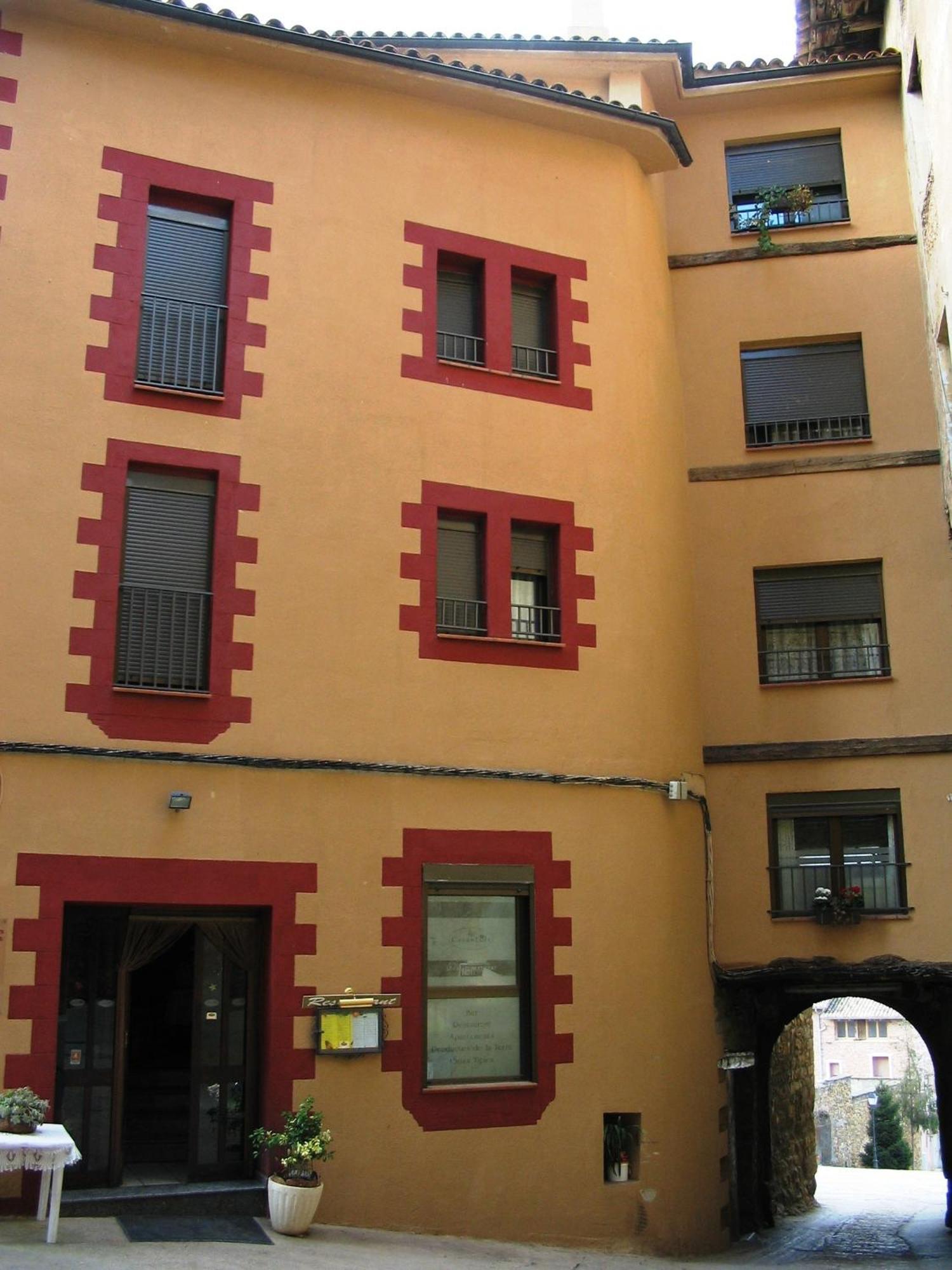 Estudios Casa Lola De Talarn Buitenkant foto